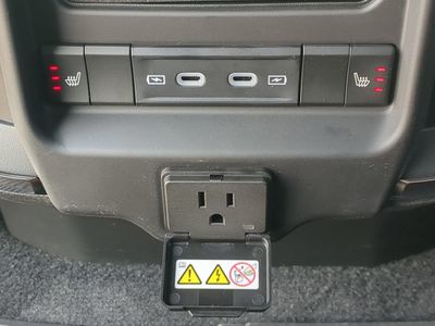 2026 Ram 1500 — photo 16 view
