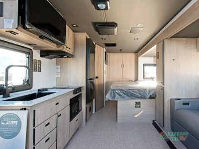 2025 Grand Design Lineage Series M - Photo 7