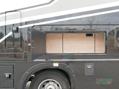 2025 Grand Design Lineage Series M - Photo 40
