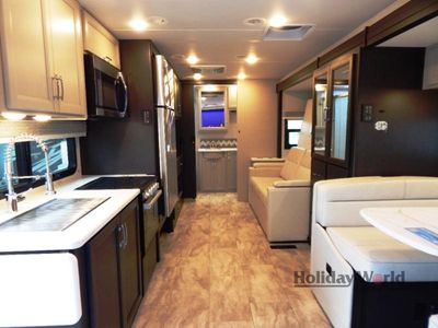 2026 Thor Motor Coach Magnitude GRAND — photo 8 view
