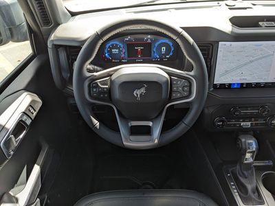 2026 Ford Bronco — photo 13 view