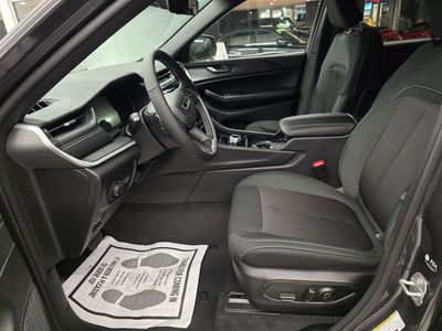 2026 Jeep Grand Cherokee - Photo 16