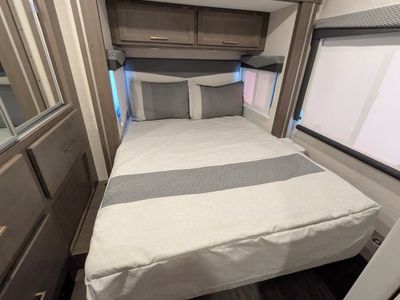2024 Thor Motor Coach Four Winds Sprinter — front three-quarter view