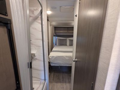 2024 Thor Motor Coach Four Winds Sprinter — photo 26 view