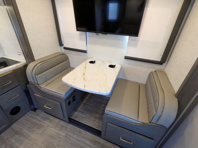 2024 Thor Motor Coach Four Winds Sprinter — photo 18 view