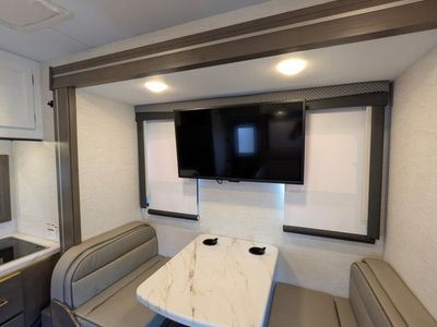 2024 Thor Motor Coach Four Winds Sprinter — photo 12 view