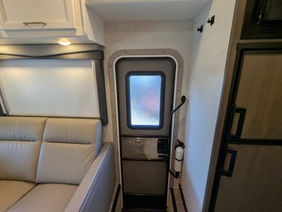 2024 Thor Motor Coach Four Winds Sprinter — photo 21 view