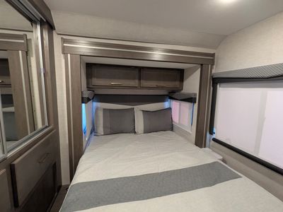 2024 Thor Motor Coach Four Winds Sprinter — photo 25 view