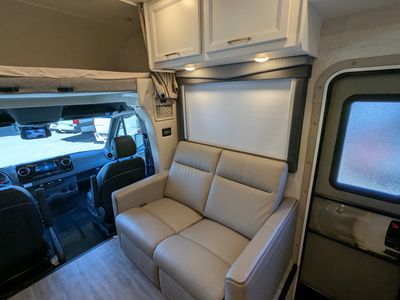 2024 Thor Motor Coach Four Winds Sprinter — photo 20 view