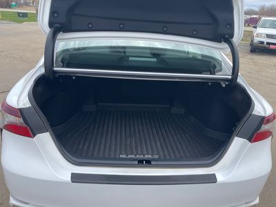 2023 Toyota Camry - Photo 17