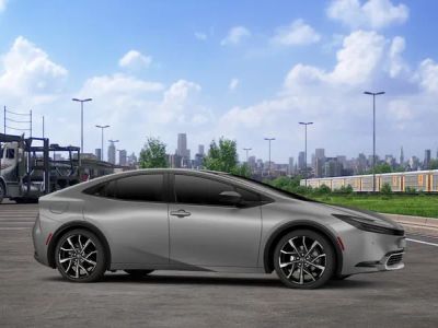 2026 Toyota Prius Plug-in Hybrid - Photo 15