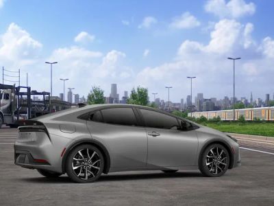 2026 Toyota Prius Plug-in Hybrid - Photo 13