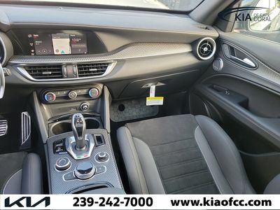 2024 Alfa Romeo Stelvio - Photo 17