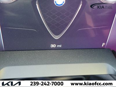 2024 Alfa Romeo Stelvio - Photo 28