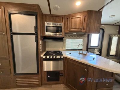 2017 Keystone RV Cougar X-Lite - Photo 15