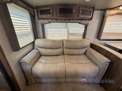 2017 Keystone RV Cougar X-Lite - Photo 12