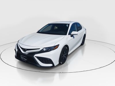 2023 Toyota Camry - Photo 3