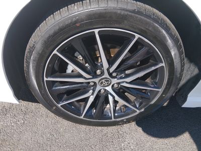2023 Toyota Camry - Photo 10