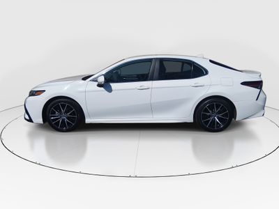 2023 Toyota Camry - Photo 4