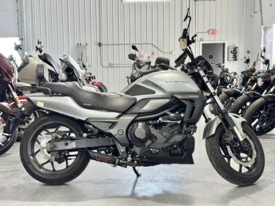 2015 Honda® CTX700N DCT ABS — front three-quarter view