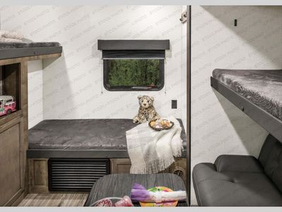 2022 Venture RV SportTrek — engine compartment view