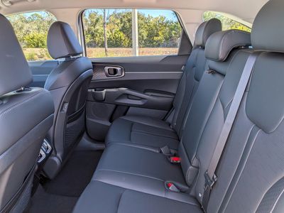2026 Kia Sorento - Photo 16