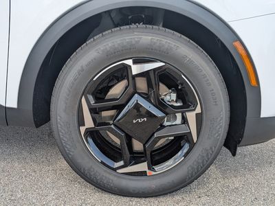 2026 Kia Sportage — photo 11 view