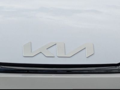 2026 Kia Sportage — photo 13 view