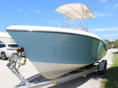 2024 Cobia 237 Center Console — photo 15 view