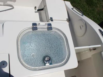 2024 Cobia 237 Center Console — photo 27 view