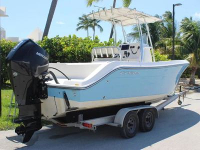 2024 Cobia 237 Center Console — photo 7 view