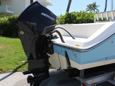 2024 Cobia 237 Center Console — photo 10 view