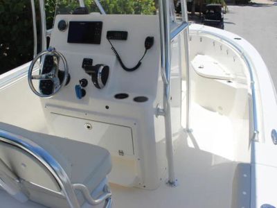 2024 Cobia 237 Center Console — photo 30 view