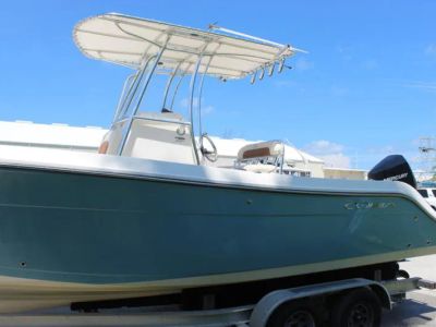 2024 Cobia 237 Center Console — photo 14 view