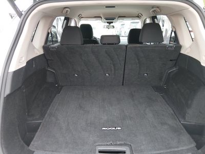 2024 Nissan Rogue — photo 11 view