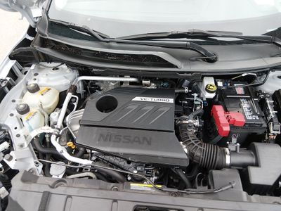 2024 Nissan Rogue — photo 9 view