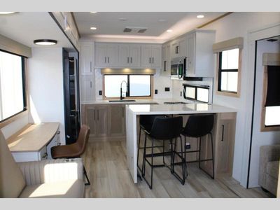 2025 Forest River Sierra - Photo 9