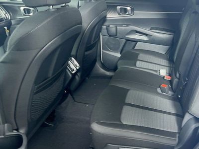 2026 Kia Sorento — photo 25 view