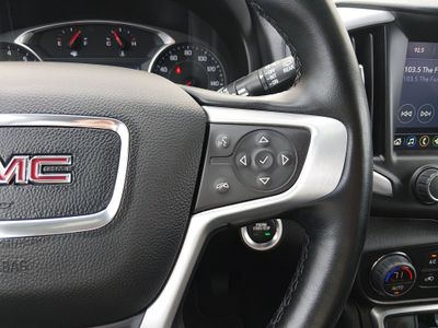 2024 GMC Terrain — photo 13 view