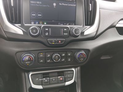 2024 GMC Terrain — photo 19 view
