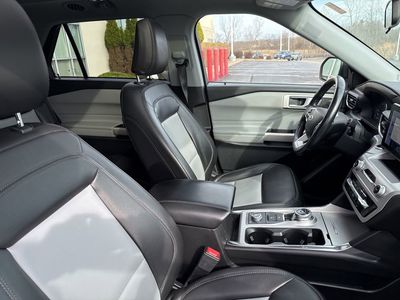 2022 Ford Explorer XLT - Photo 31