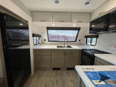 2026 Jayco Eagle HT - Photo 6