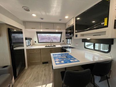 2026 Jayco Eagle HT - Photo 5
