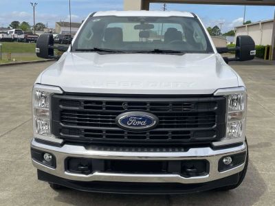 2026 Ford F-250 - Photo 8