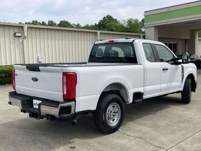 2026 Ford F-250 - Photo 3