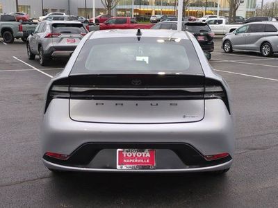 2026 Toyota Prius Plug-In Hybrid - Photo 6