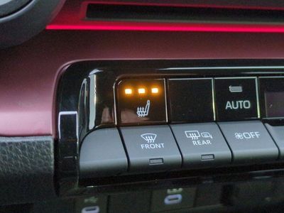 2026 Toyota Prius Plug-In Hybrid - Photo 13