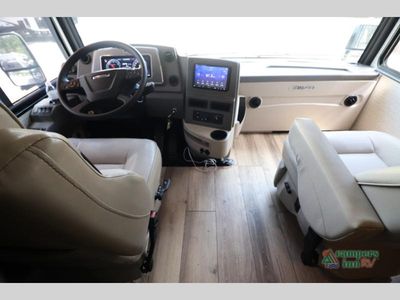 2023 Winnebago Forza - Photo 20