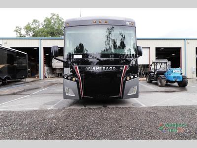 2023 Winnebago Forza - Photo 3