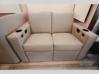 2023 Winnebago Forza - Photo 34